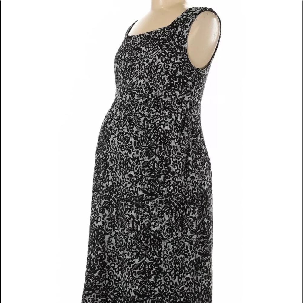 🦋Liz Lange Maternity Silver/Black Dress, Sz. M NWT